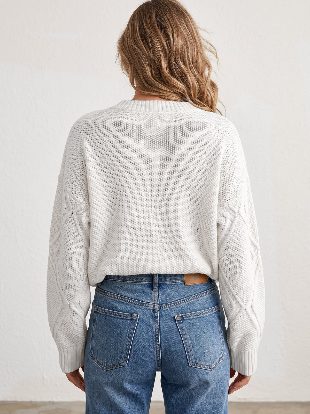 Women's Oversized Diamond Cable Knit Crew Neck Sweater