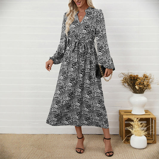 Black Paisley Print V-Neck Long Sleeve Maxi Dress