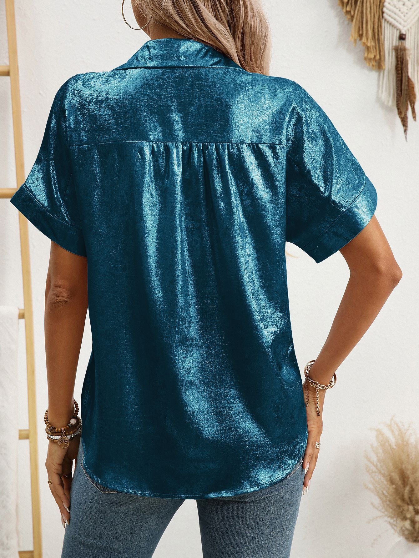 Shiny Metallic Buttoned Shirt with Relaxed Fit for Summer