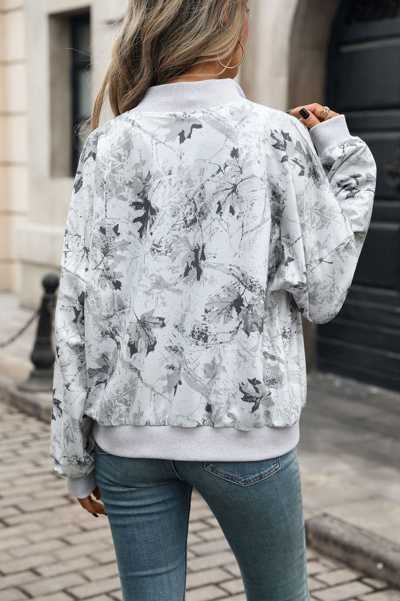 Women's Oversized Printed Zip Up Sweatshirt Mock Neck