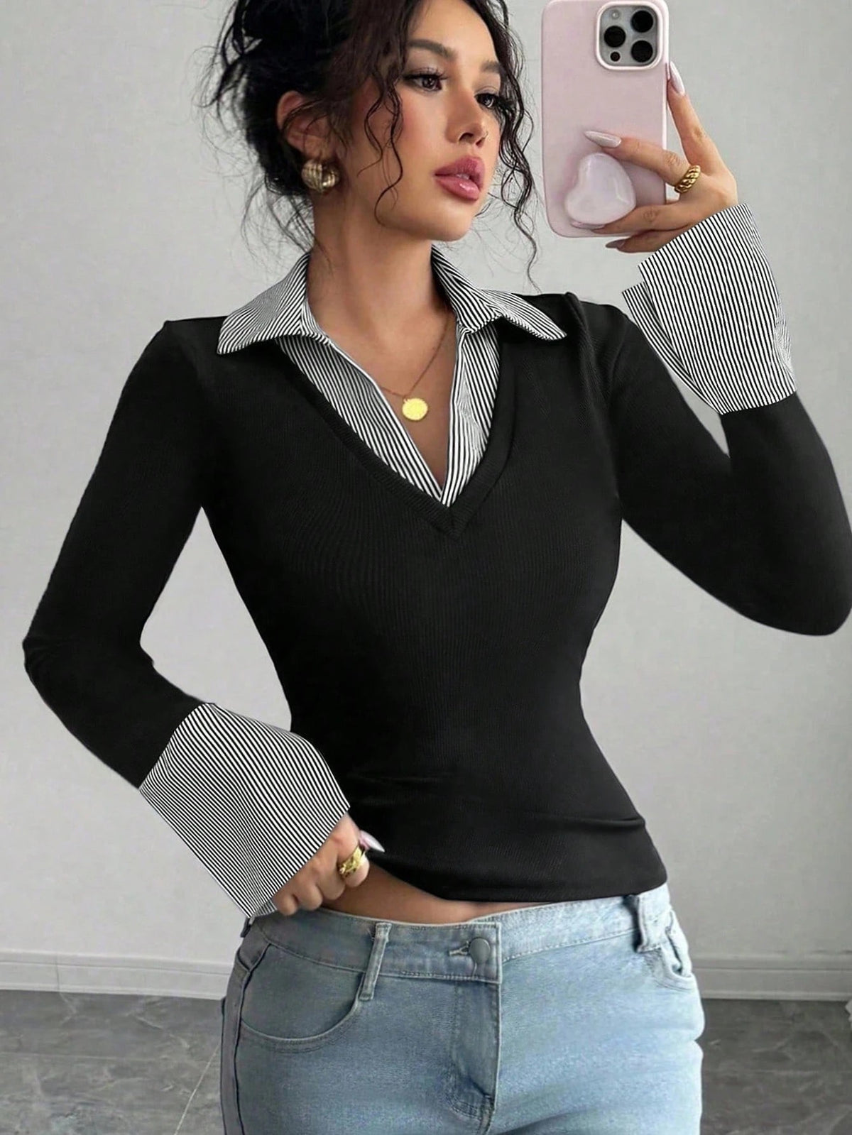 Women's Layered Striped Collar V Neck Flare Cuff Top
