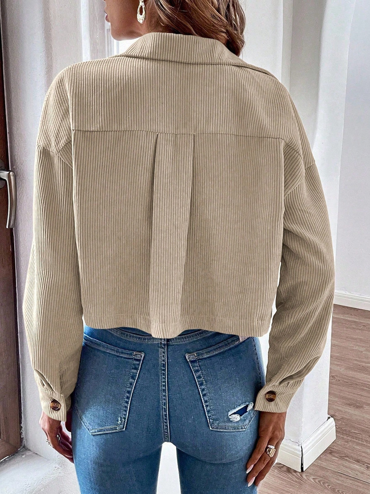 Women Corduroy Cropped Shacket Button Up Jacket