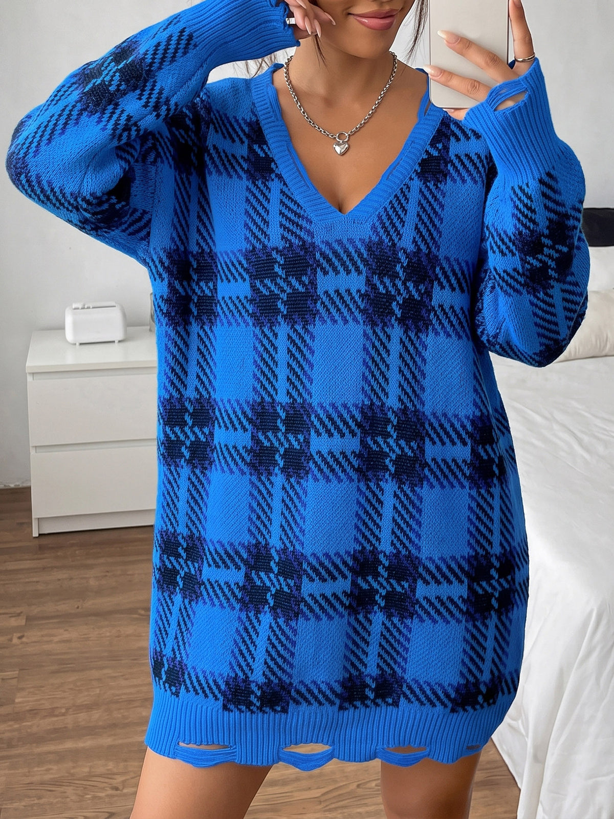 Oversized Plaid V Neck Long Sleeve Knit Sweater Dress