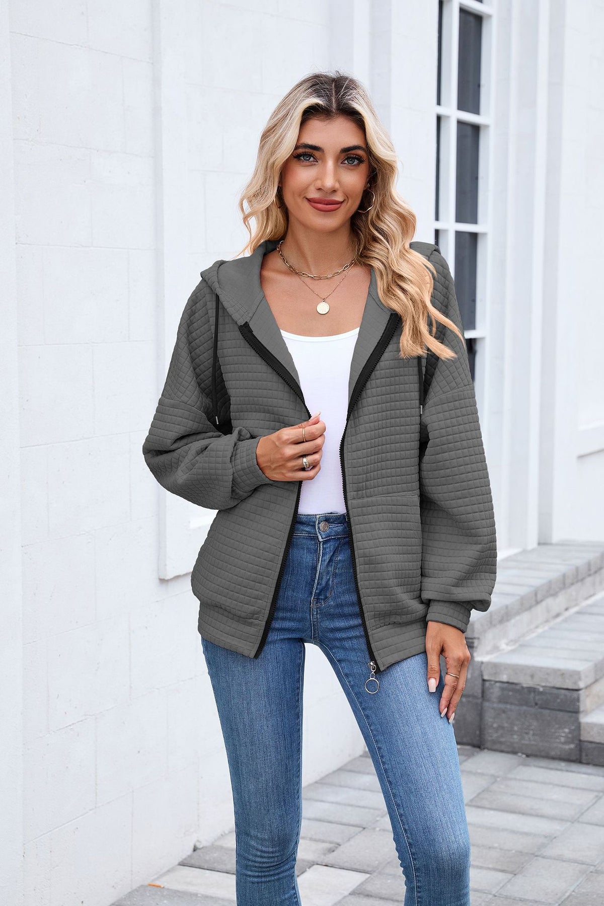 Women's Oversized Quilted Zip-Up Hoodie Jacket Pockets