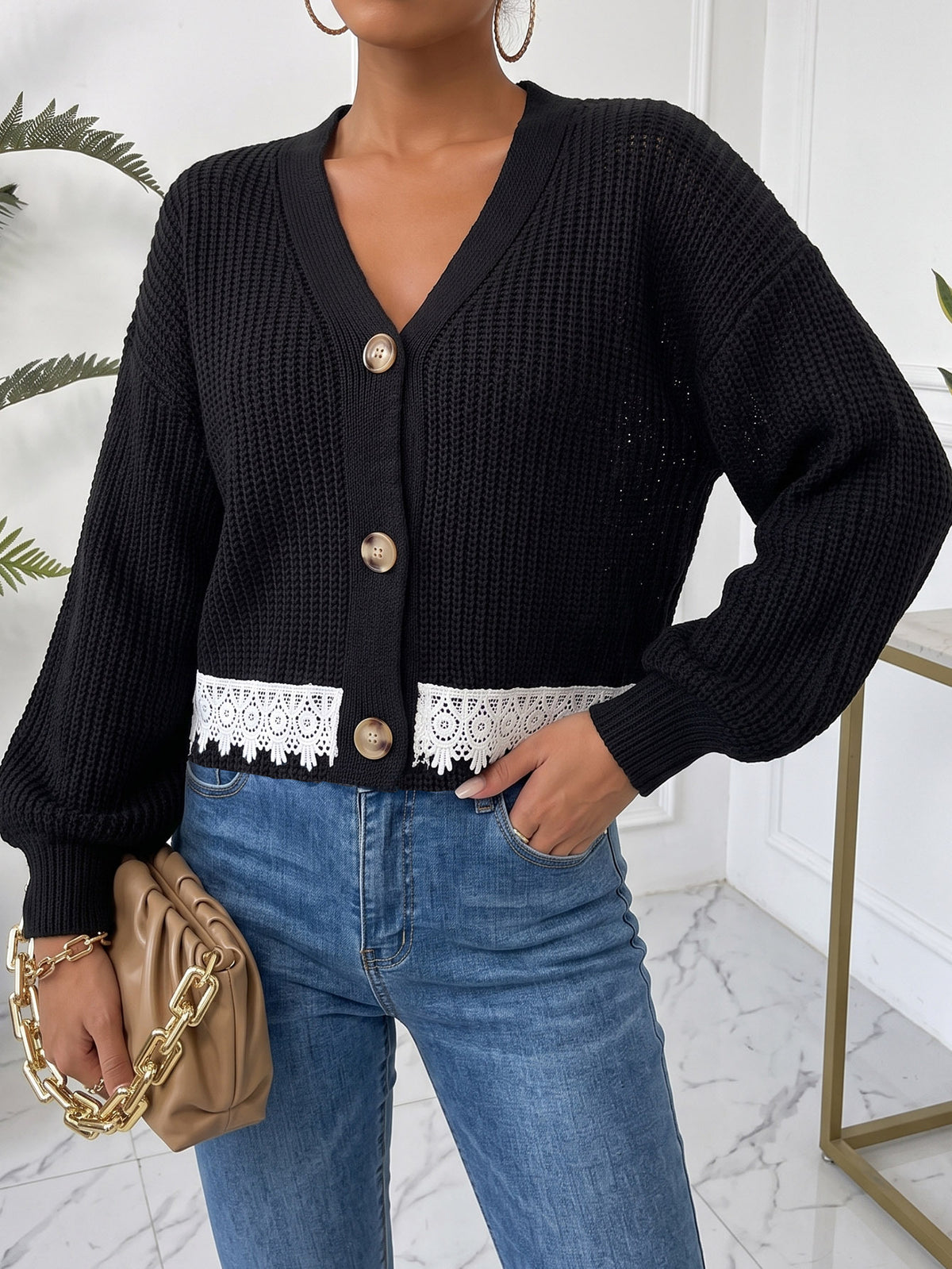 Womens Chunky Knit Lace Trim Cropped Cardigan
