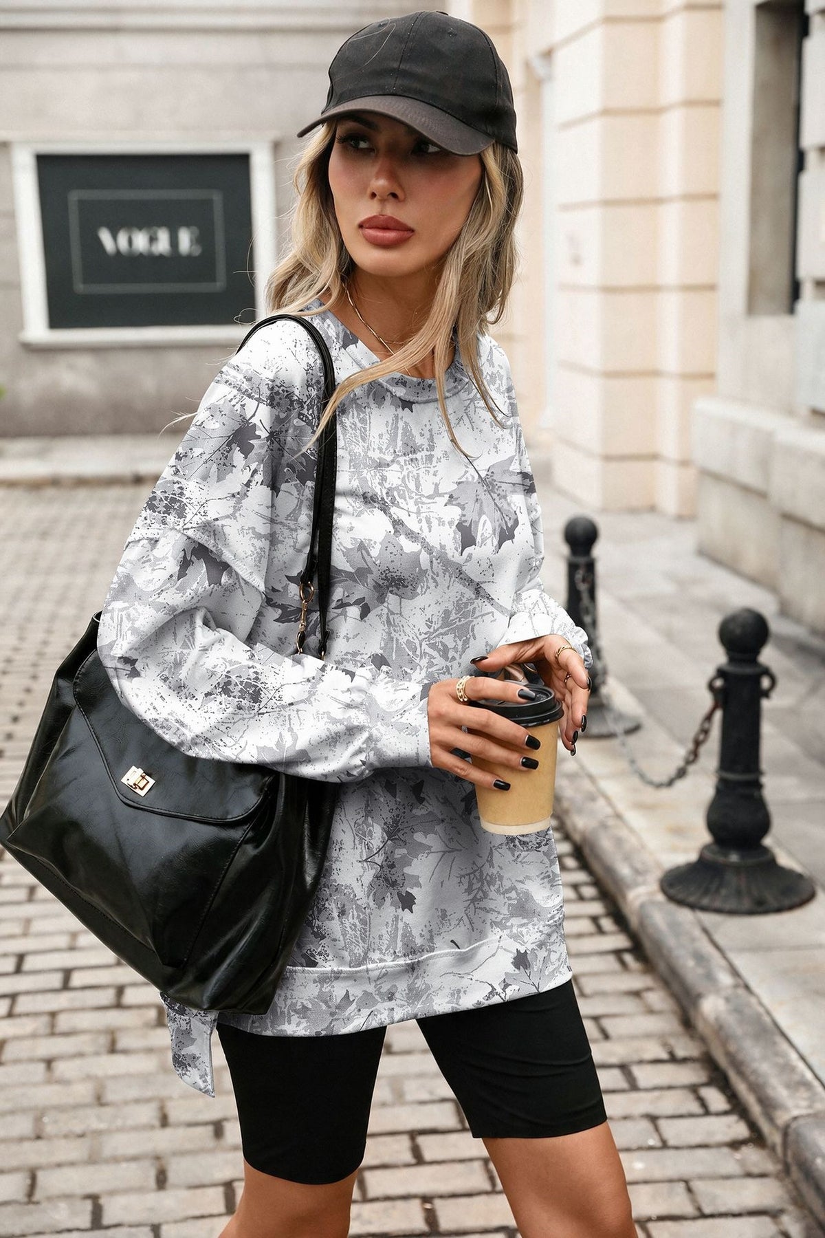 Women's Oversized Camo Crewneck Long Sleeve Sweatshirt