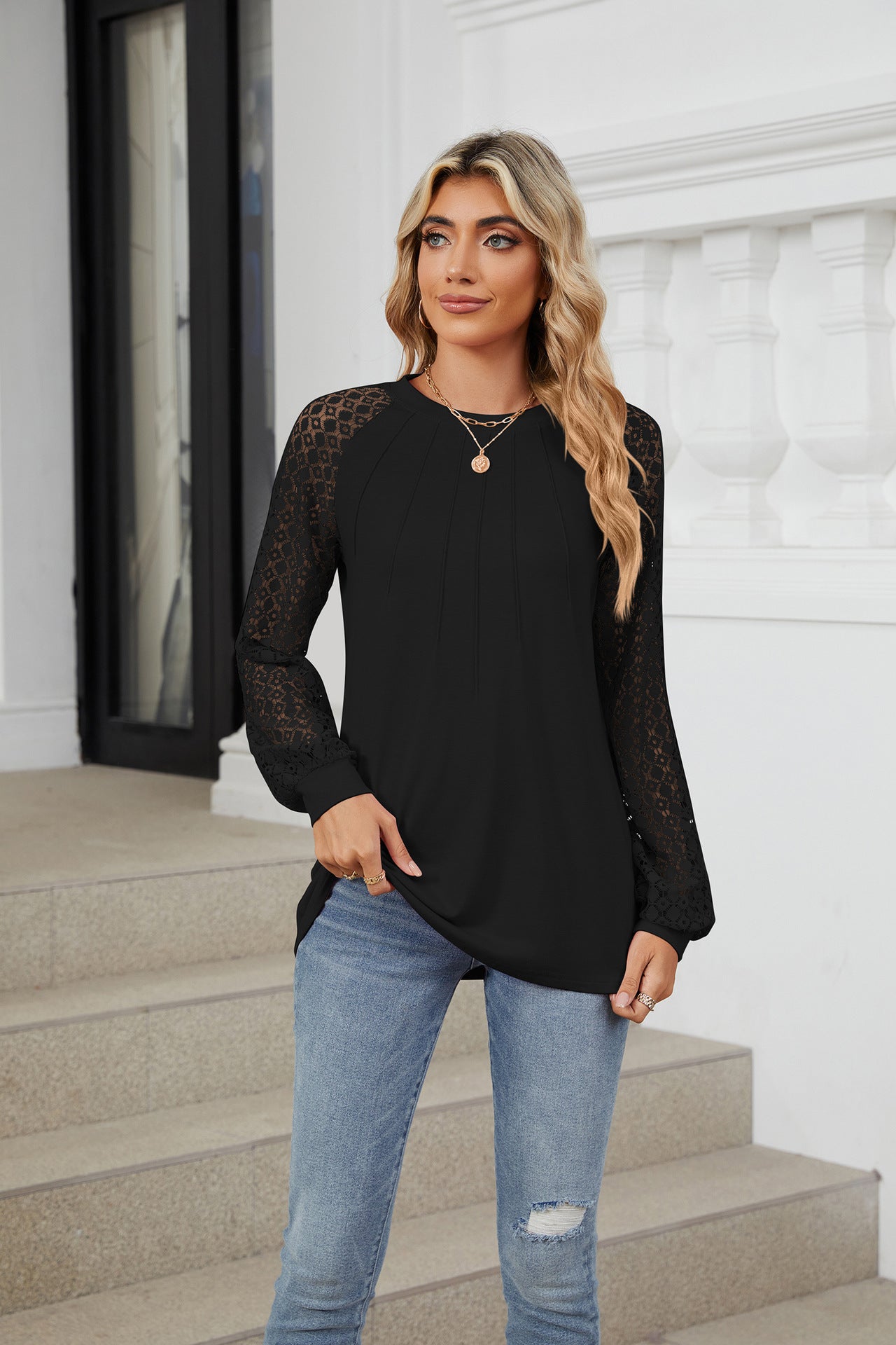 Lace Splicing Crew Neck Long Sleeve Loose T-Shirt
