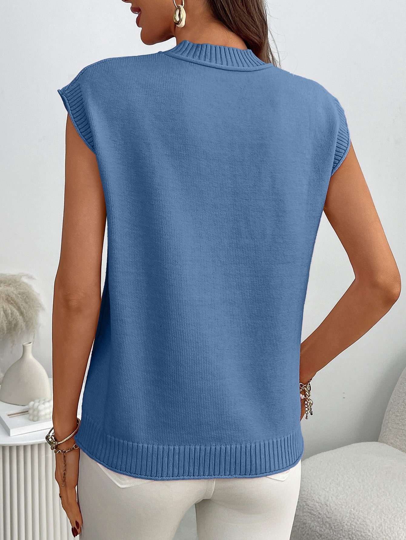 Women’s Sleeveless Knit Sweater Top Crew Neck Summer Pullover