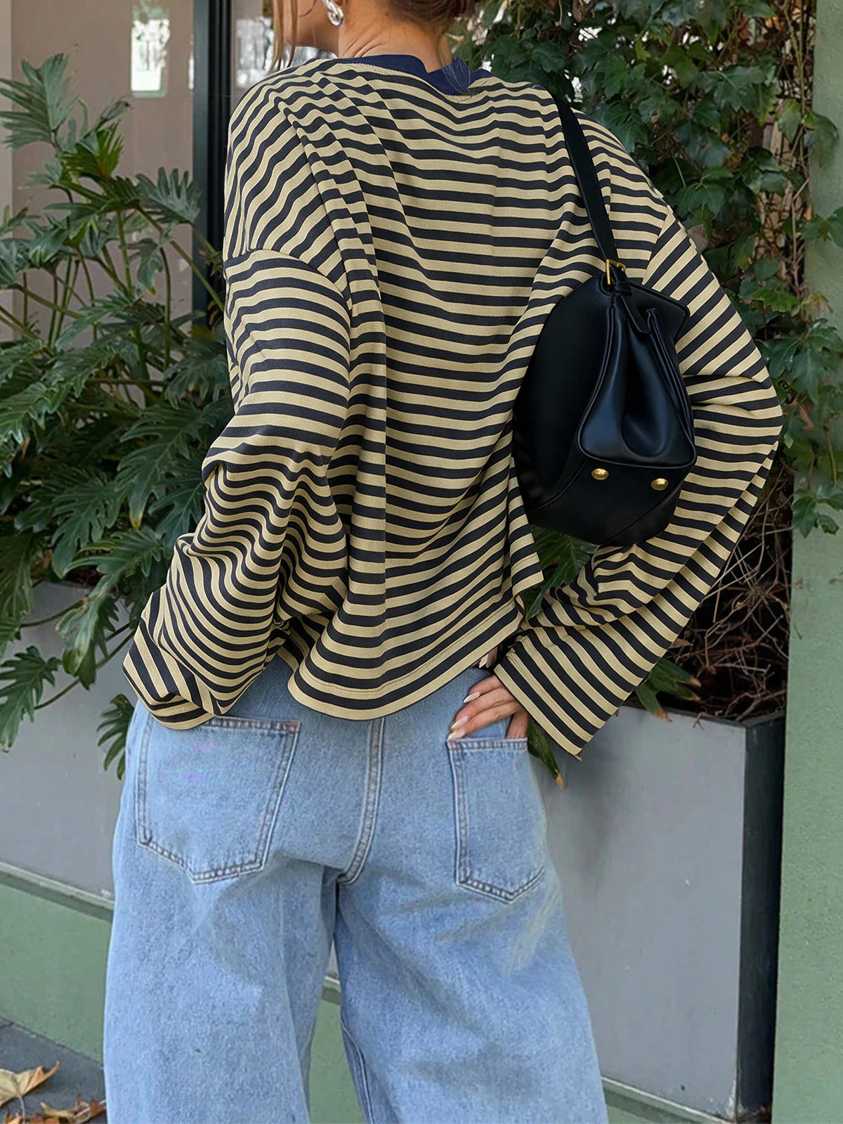 Women's Oversized Striped Long Sleeve Pocket T-Shirt