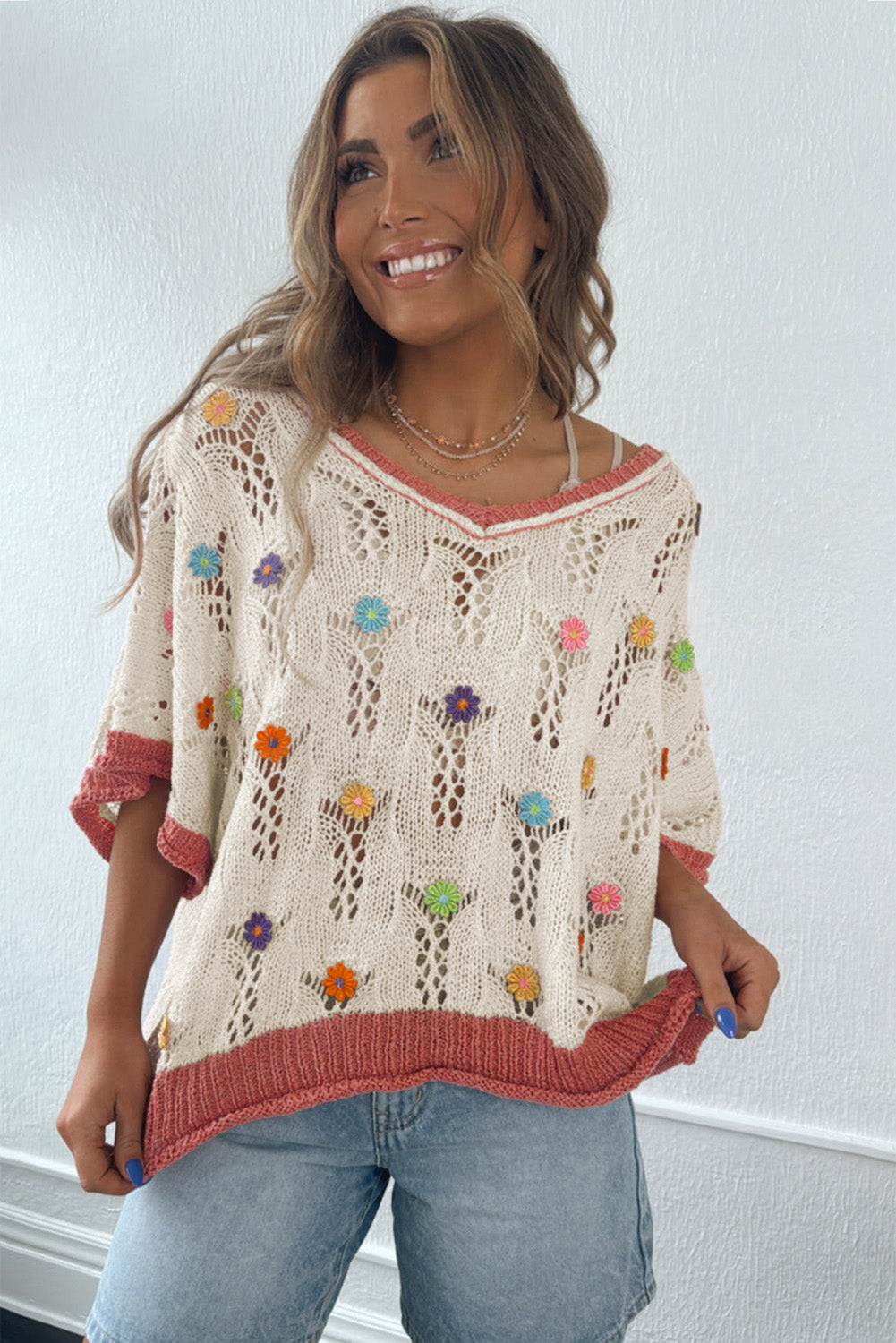 Delicacy Embroidered Flowers Colorblock Edge Hollowed Sweater