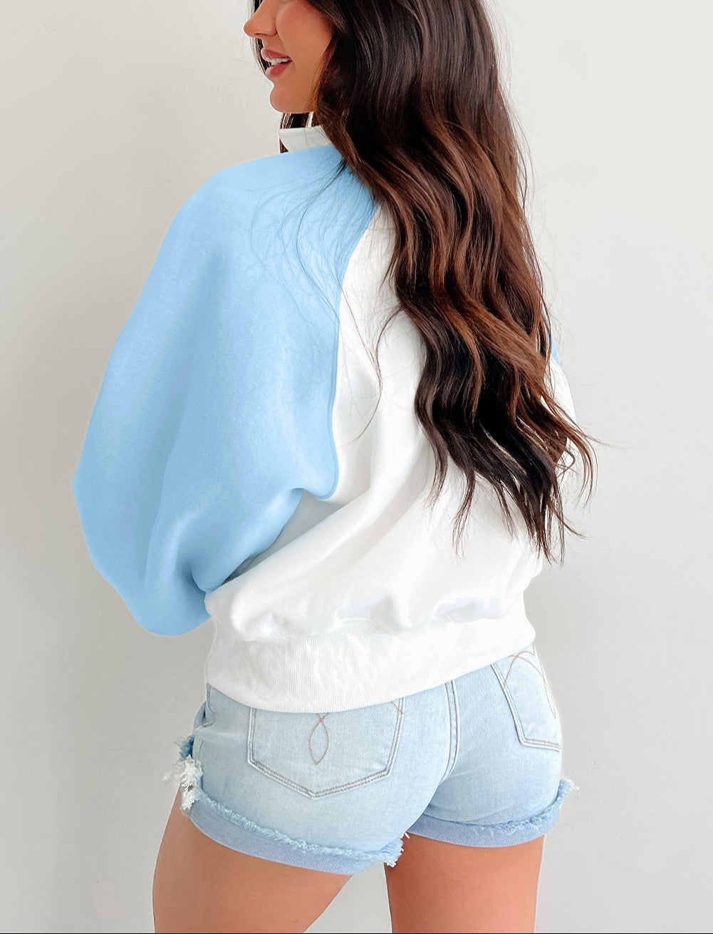 Beau Blue Colorblock Snap Buttons Pullover Sweatshirt