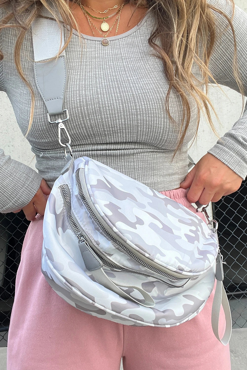 Print Gold Chain Strap Double Zipper Crossbody Bag