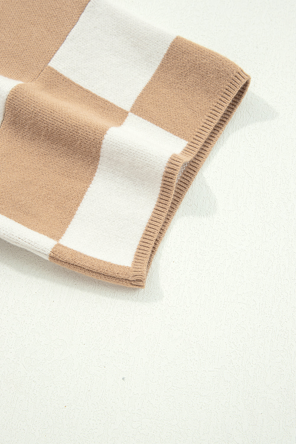 Checkered Pattern Loose Drop Shoulder Half Sleeve Sweater