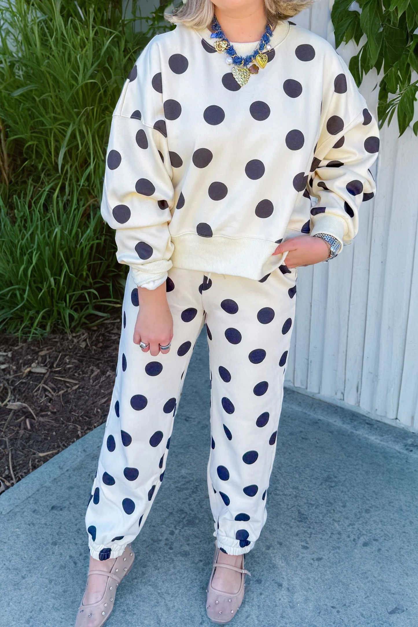 Beige Polka Dot Print Drop Shoulder Pullover Drawstring Jogger Pant Set