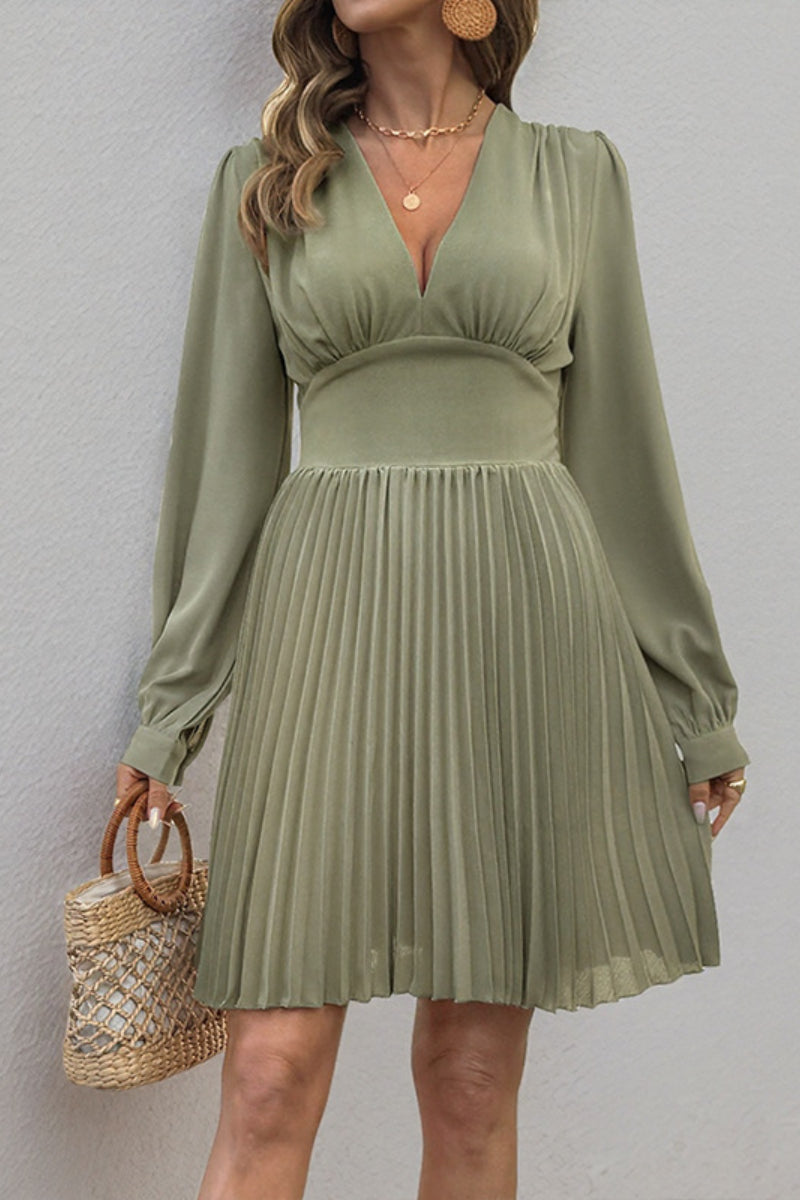 Vintage V Neck Pleated Mini Dress with Long Sleeves