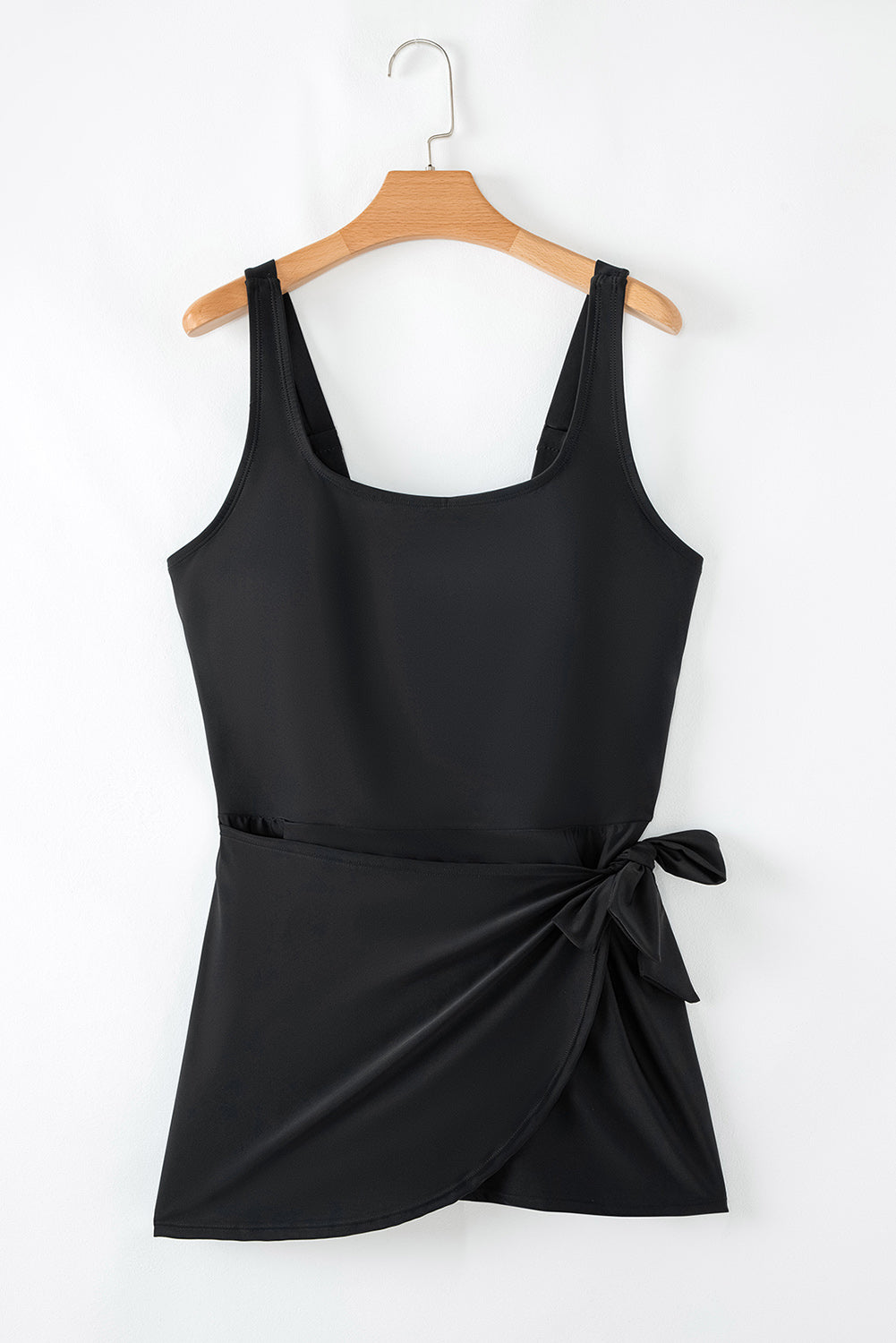 Black Solid Color Square Neck Knotted Plus Size One Piece Swimsuit