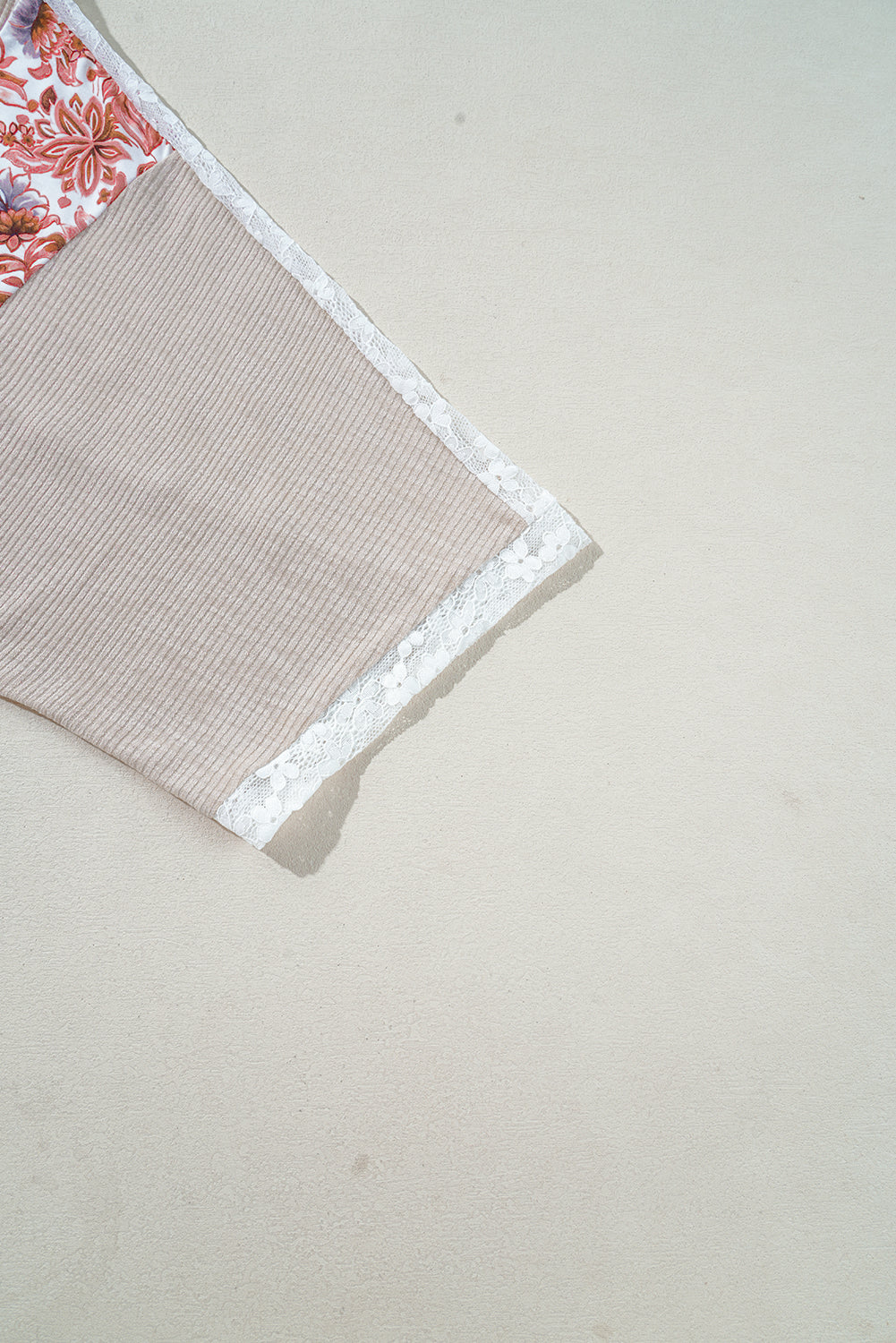 Floral Peace Sign Graphic Lace Patch Ribbed Plus Size Hooded Top