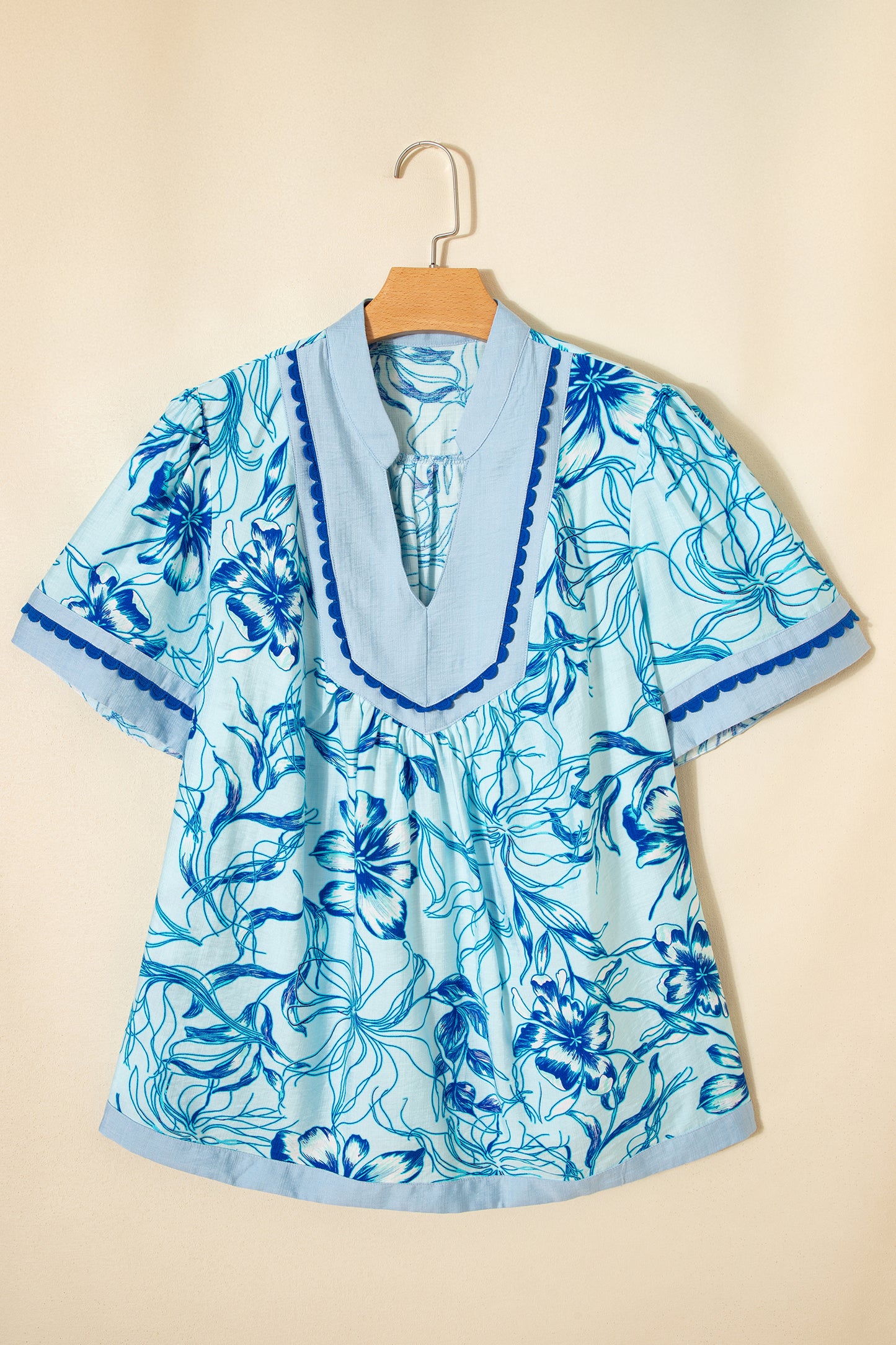 Sky Blue Plus Size Scalloped Trim Floral Short Sleeve Blouse