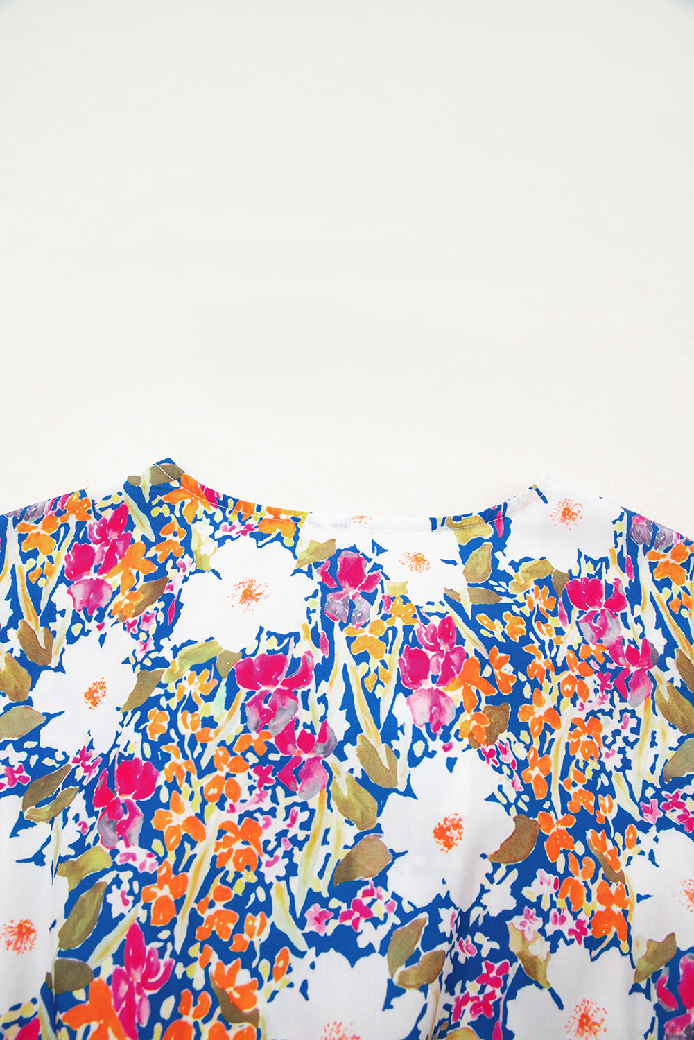 Green Floral Print Bow Applique Slit Sleeveless Peplum Blouse