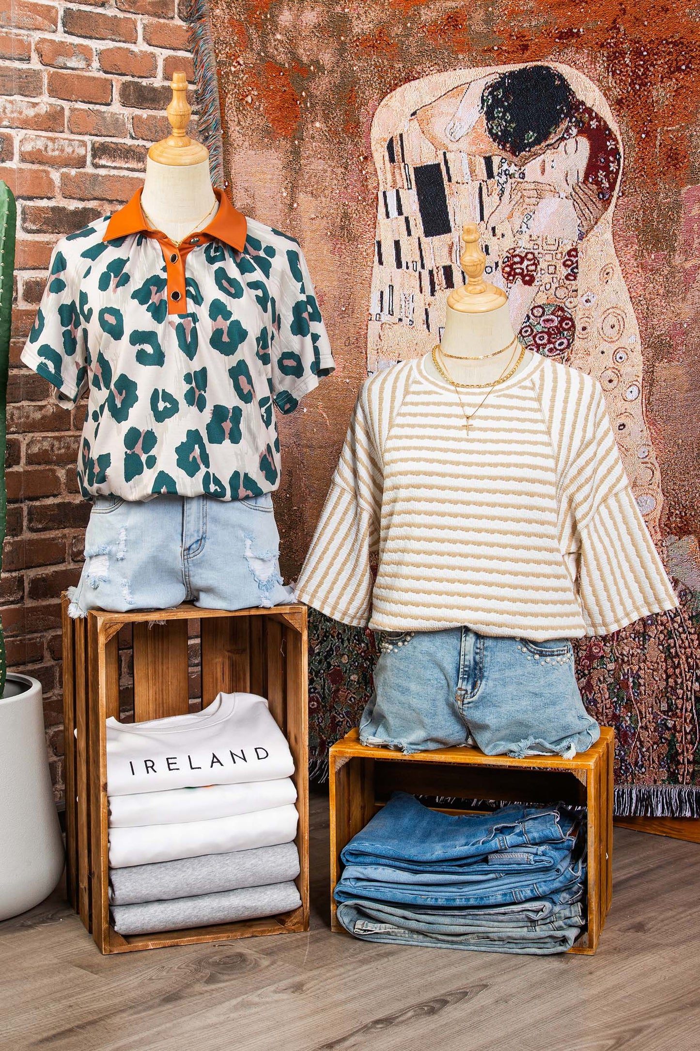 Apricot Stripe Textured Knit Split Hem Half Sleeve Loose Top