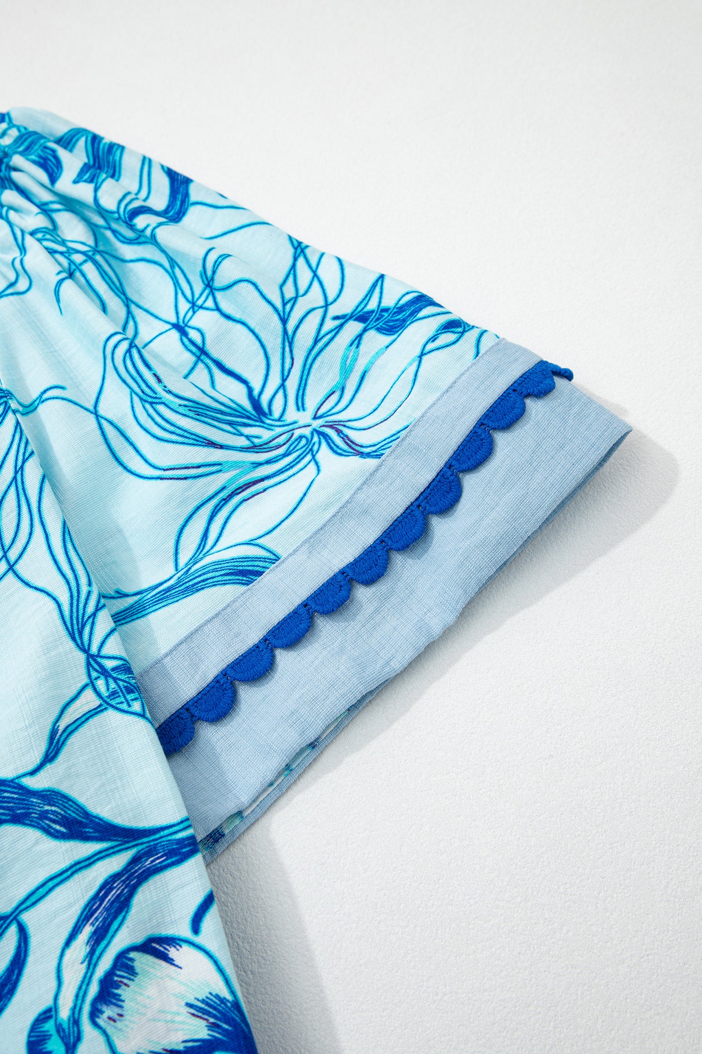 Sky Blue Plus Size Scalloped Trim Floral Short Sleeve Blouse