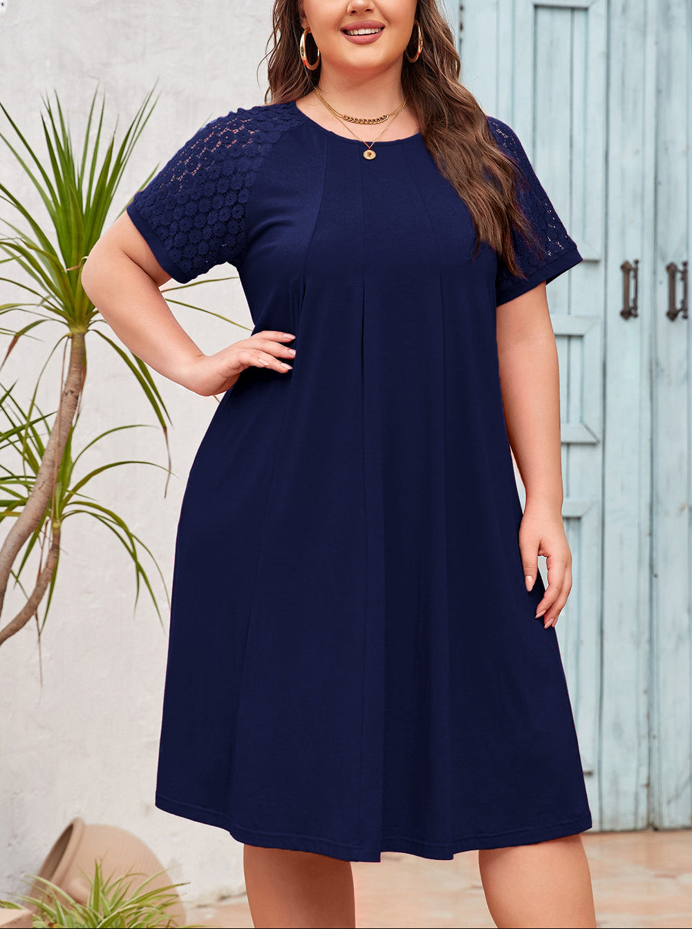 Navy Blue Plus Size Solid Color Lace Short Sleeve Pleated Swing Dress
