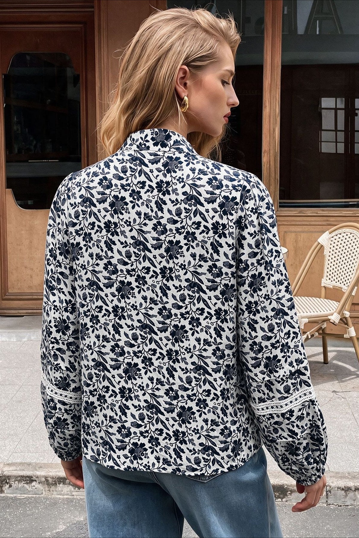 Women's Floral Tie Neck Balloon Sleeve Blouse