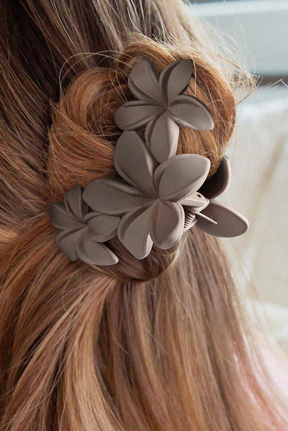 3D Flower Plastic Resin Hair Claw (Slight Color Variations)