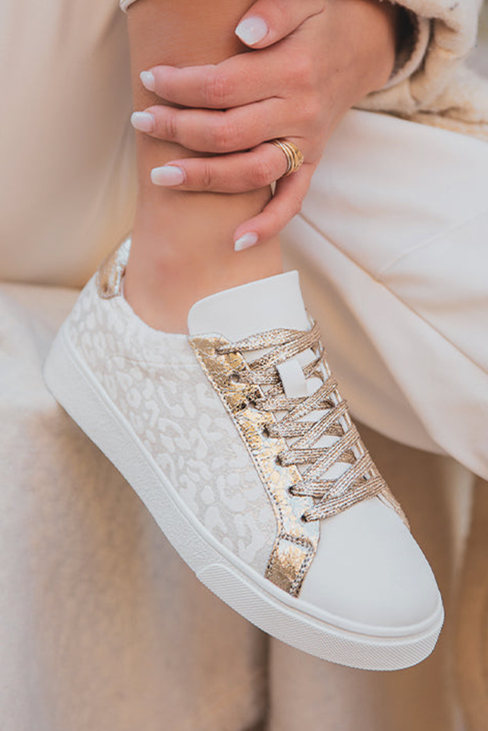 White Leopard Print Glitter Patched PU Leather Lace-up Shoes